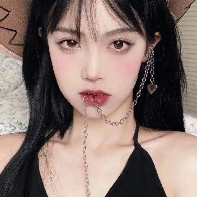 三个女儿把老妈宠翻天